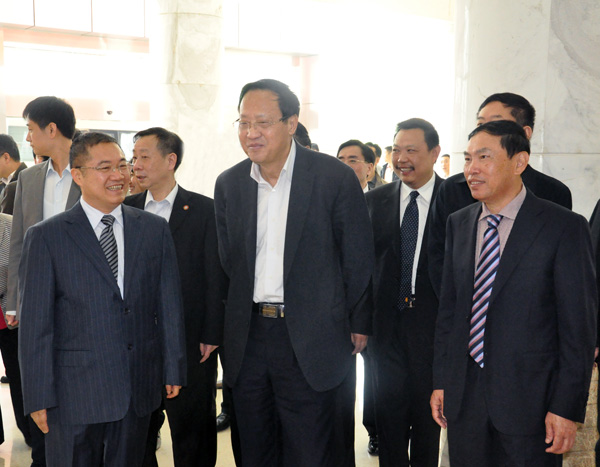9.全国人大常委副委员长张宝文调研乐鱼在线_乐鱼在线(中国)
大学生就业创业情况.JPG